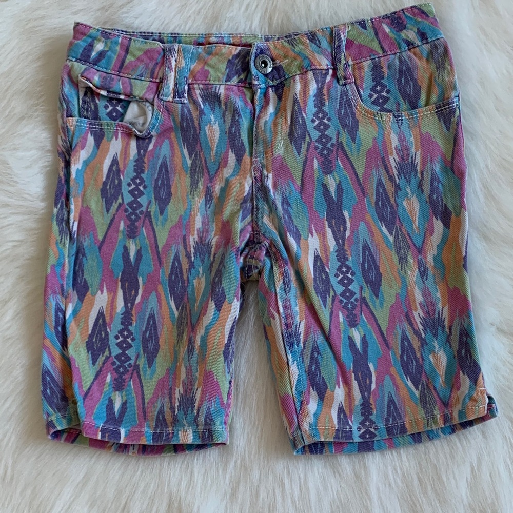 Arizona Jean Company Colorful Patterned Kids Shorts